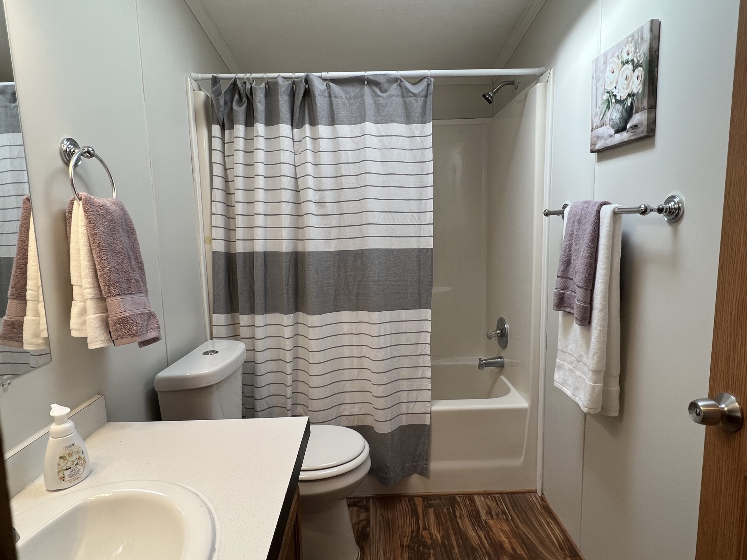 NEWLY REMODELED HOME – UPGRADED AMENITIES